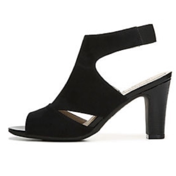 Life Stride Shoes - 🆕 Life Stride Cara Heels